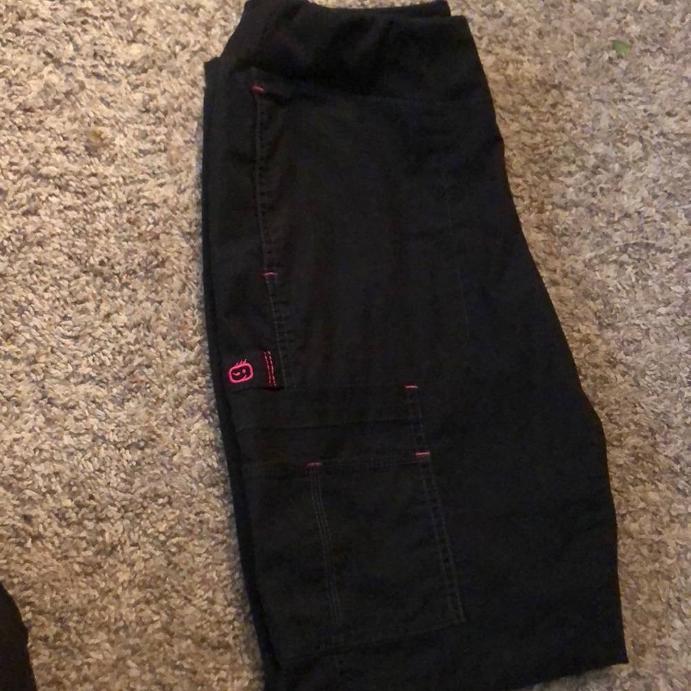 Wonder Wink yoga style scrub pants.